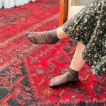 جوراب مجلسی گیپوری گلدار منحنی - تصویر 3